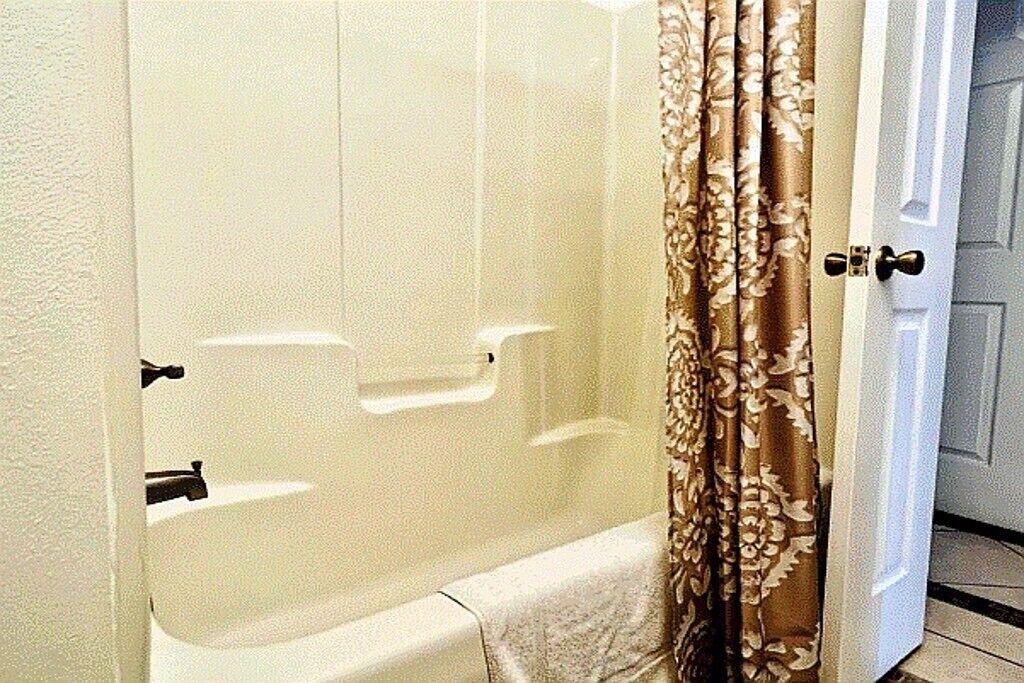Photo of Bathroom in Northwest Pensacola