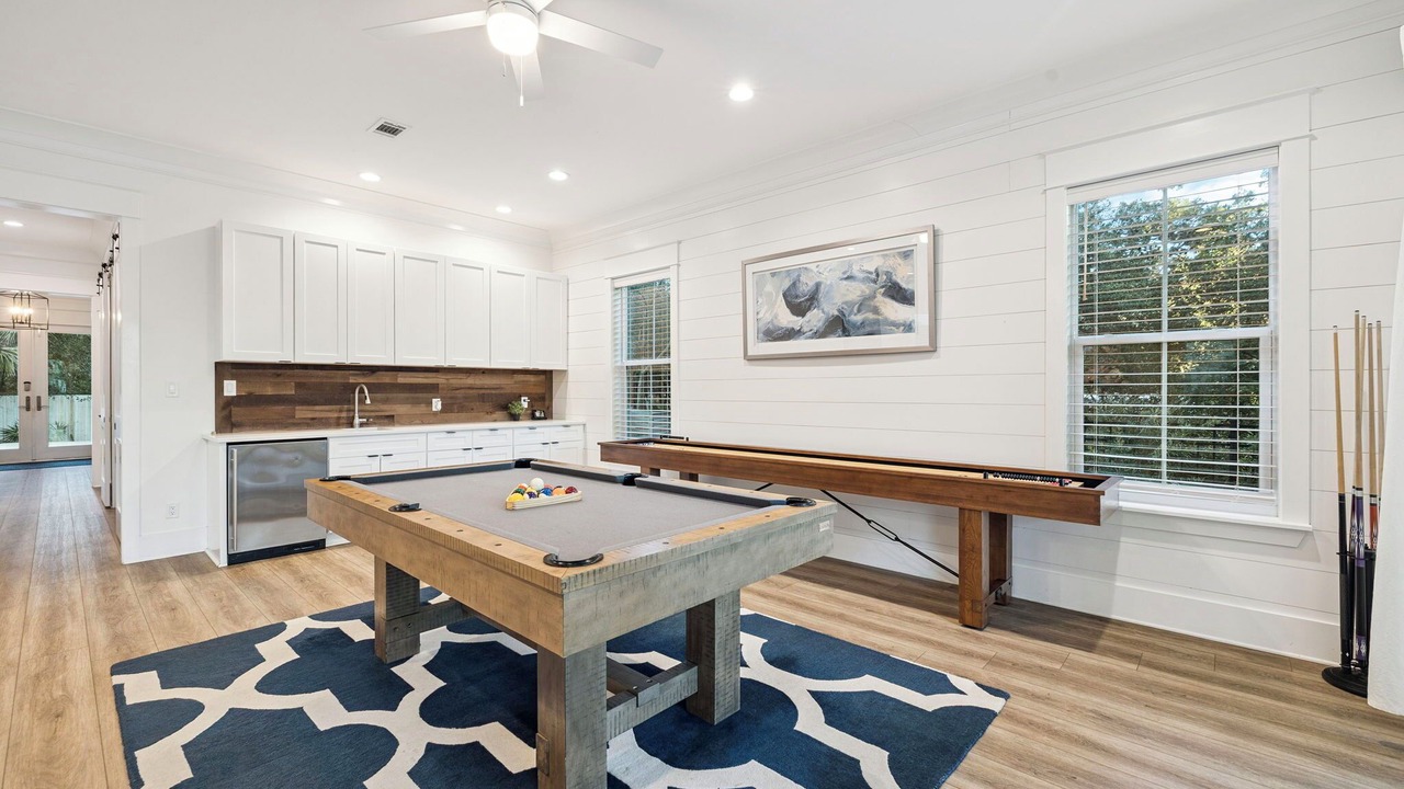 Photo of Bedroom in White's Gulfview