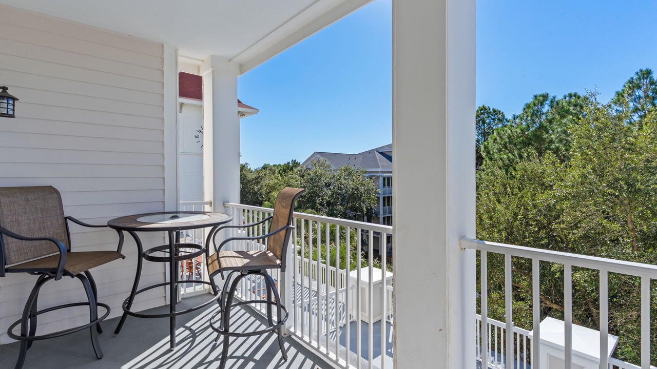 Photo of Patio Balcony in Baytowne Wharf
