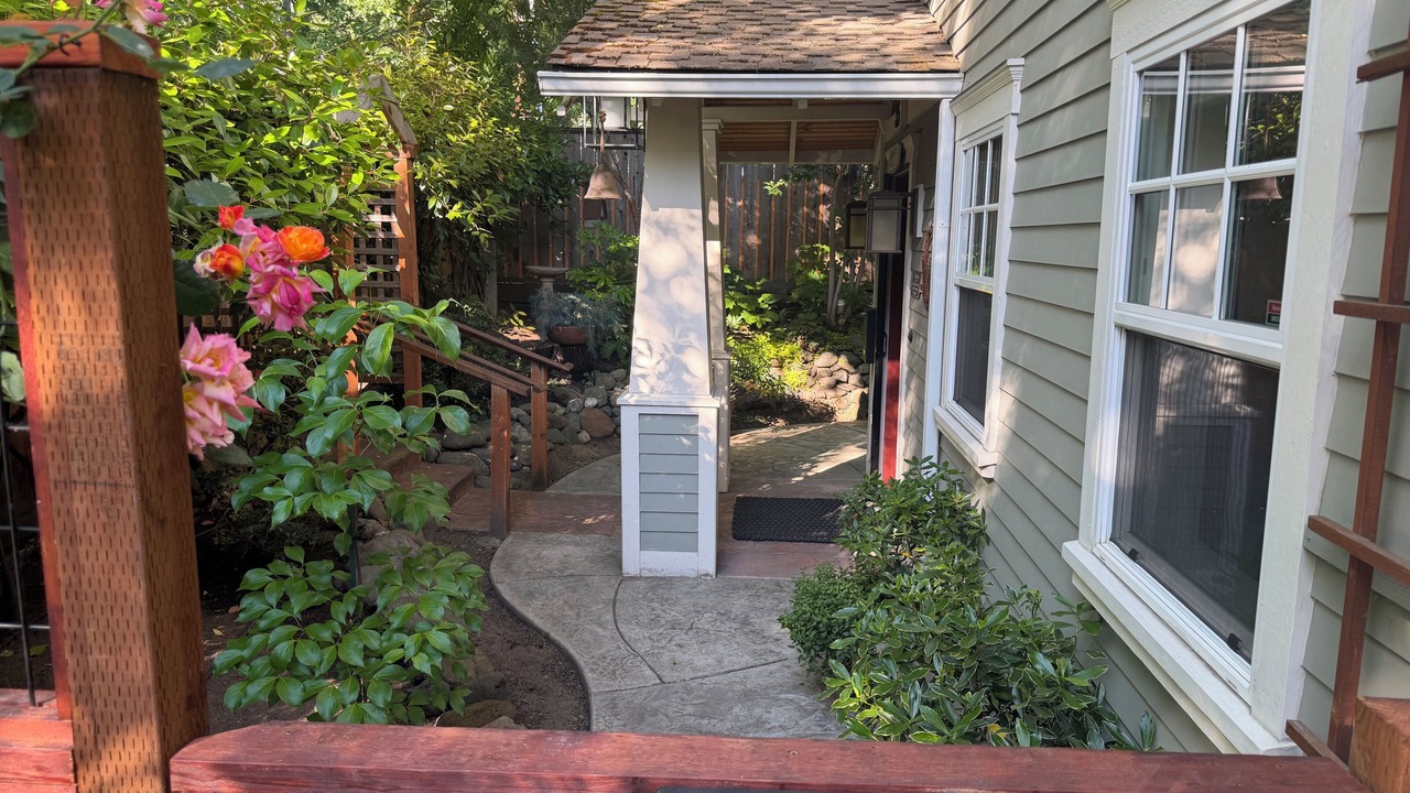 Photo of Outdoor in Ashland