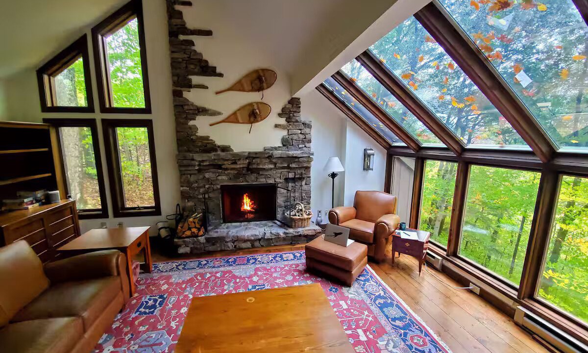 Photo of Livingroom in Plymouth