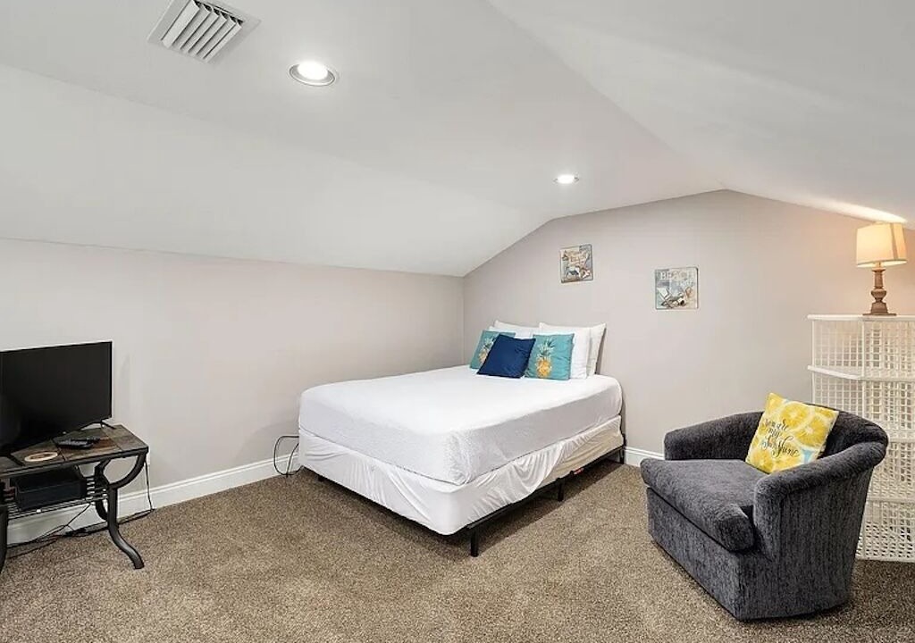 Photo of Bedroom in Village of Sugar Beach