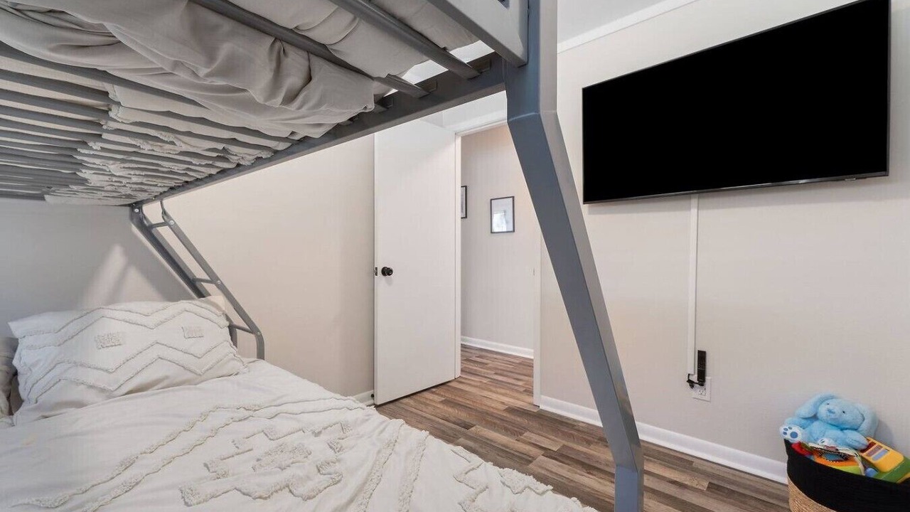 Photo of Bedroom in Brent