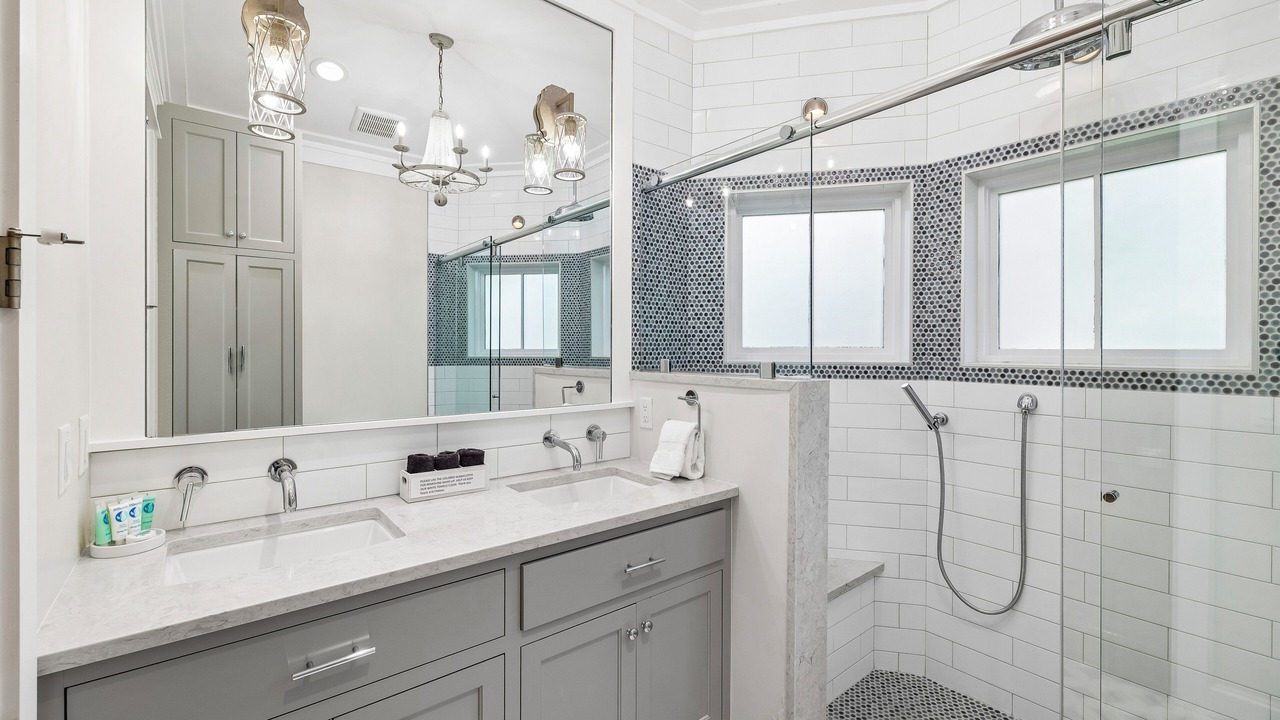 Photo of Bathroom in Seaside
