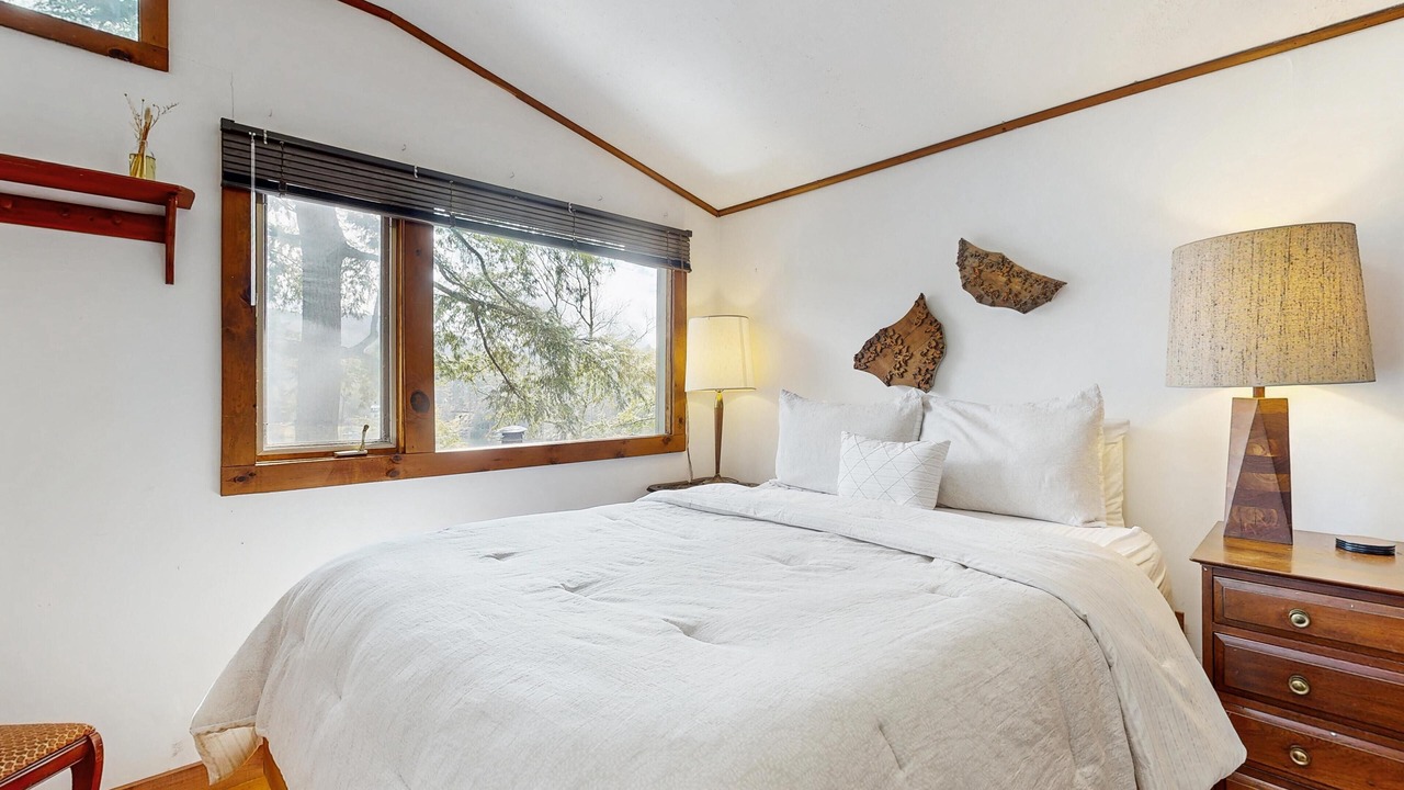 Photo of Bedroom in Hubbardton