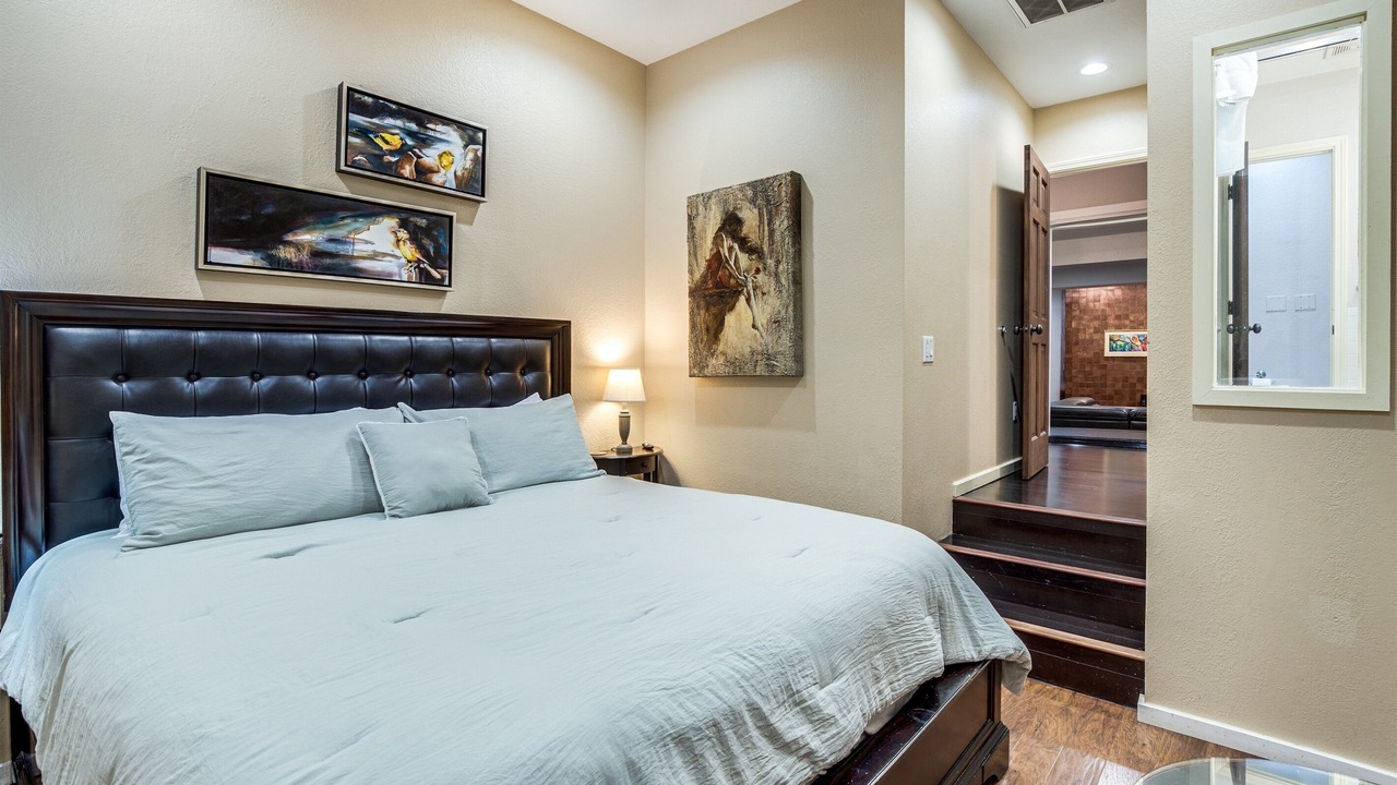 Photo of Bedroom in Baytowne Wharf