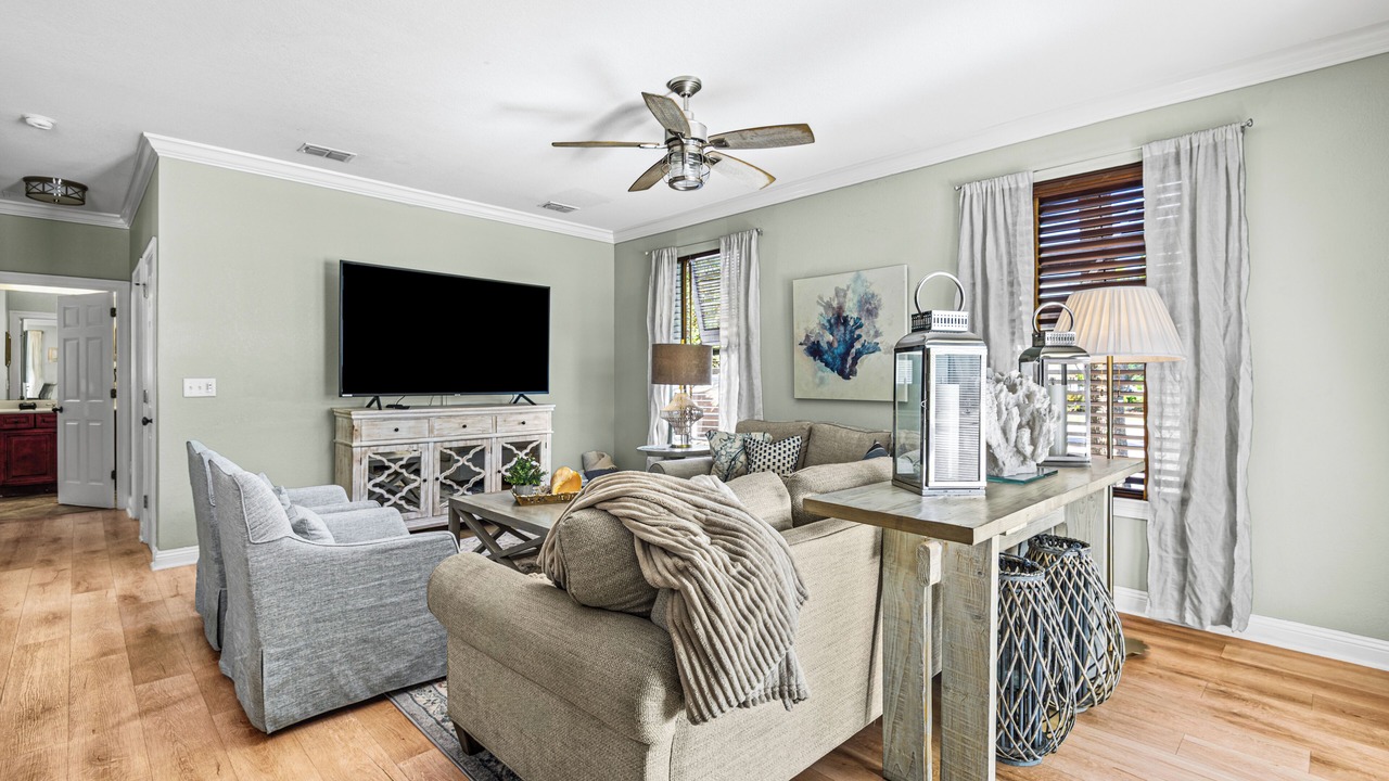 Photo of Livingroom in Villages of Crystal Beach