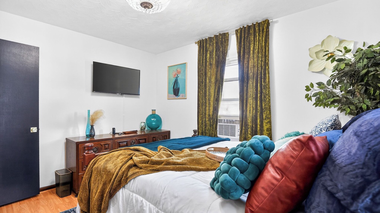 Photo of Bedroom in North Newport News
