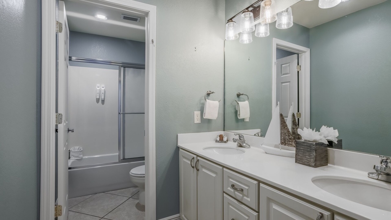 Photo of Bathroom in Fort Walton Beach