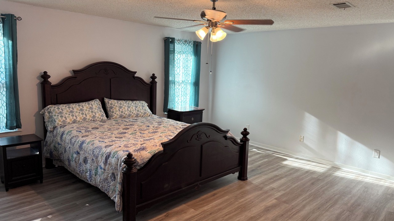 Photo of Bedroom in North Northwest Pensacola