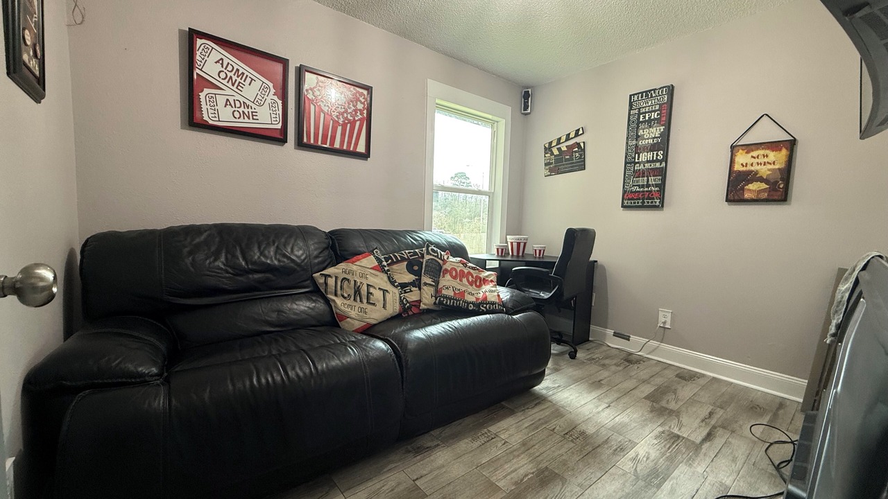 Photo of Livingroom in Florida Panhandle