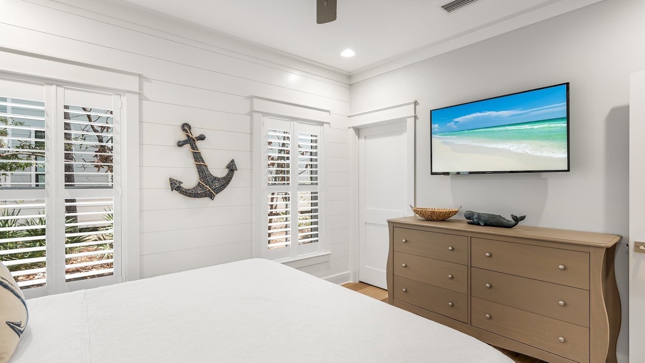 Photo of Bedroom in Seacrest