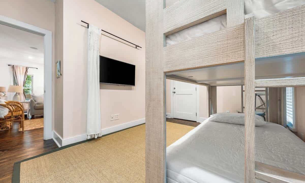 Photo of Bedroom in Seacrest