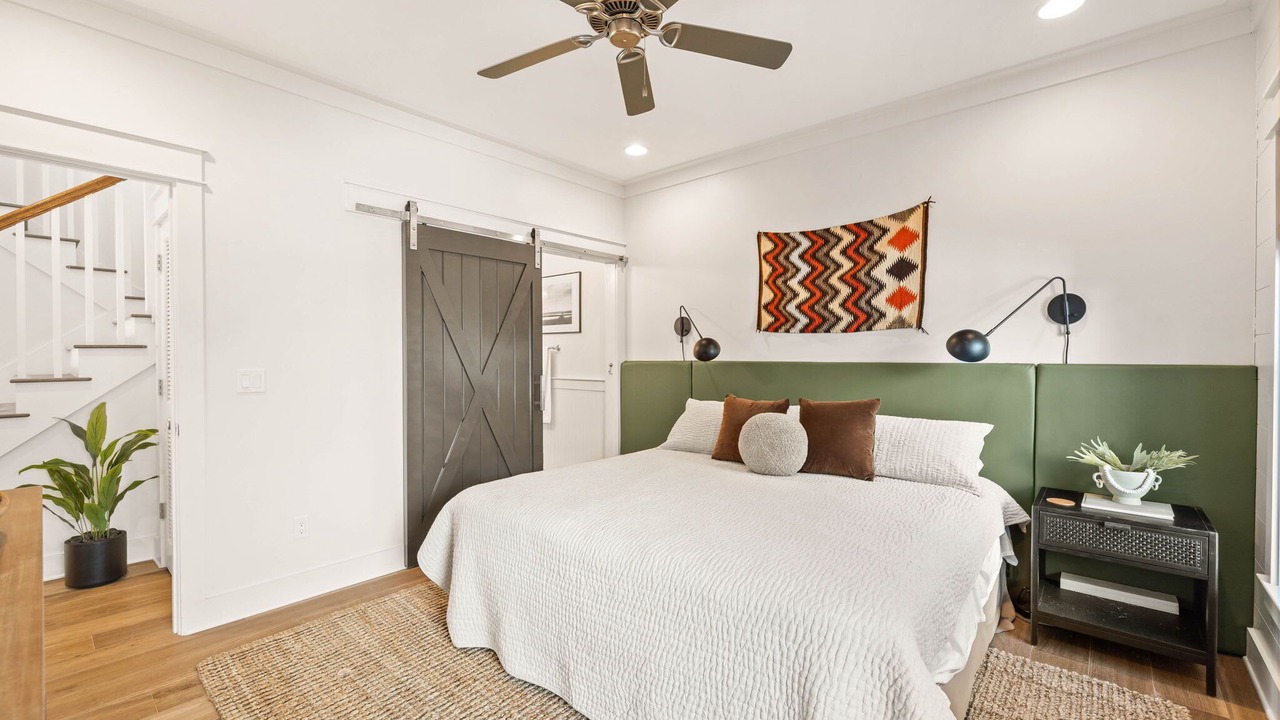 Photo of Bedroom in Seacrest