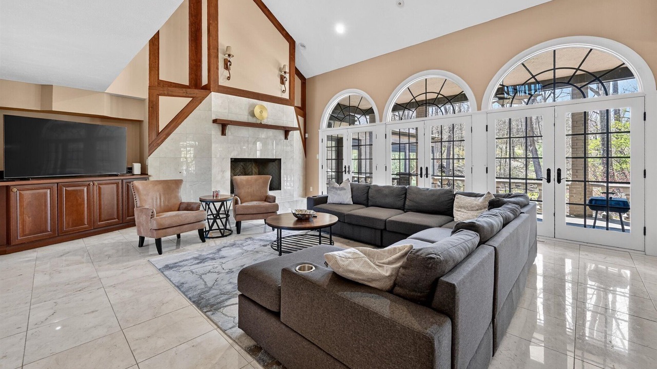 Photo of Livingroom in Canonsburg