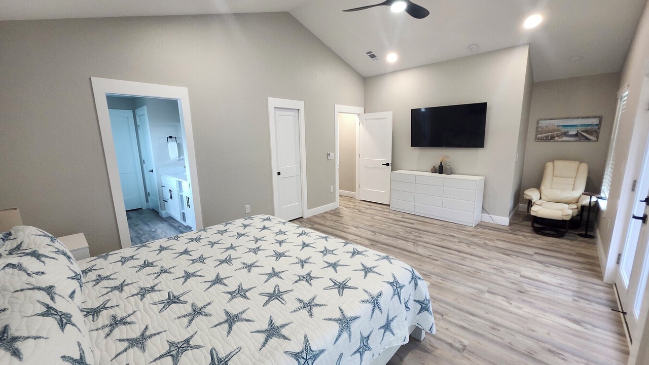 Photo of Bedroom in Milton