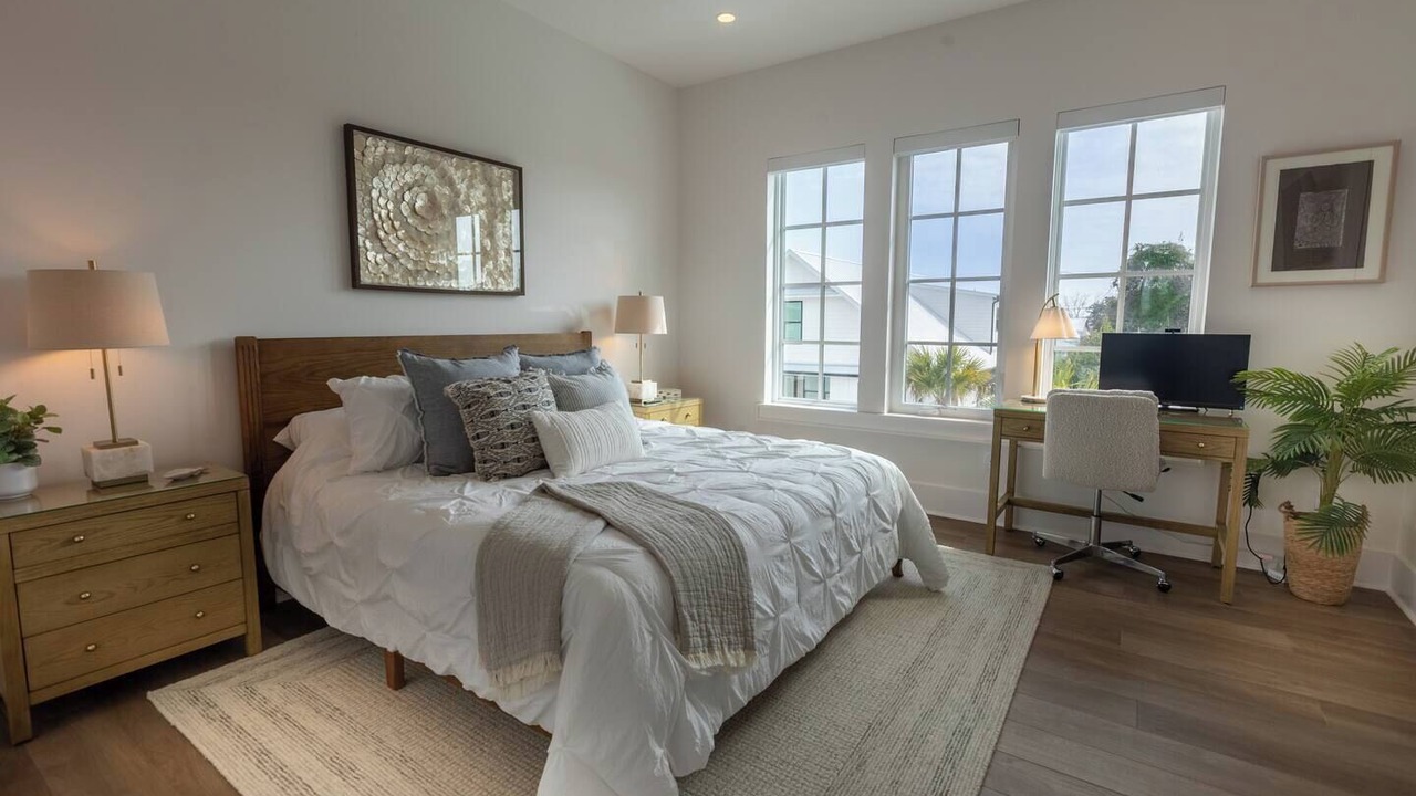 Photo of Bedroom in Riviera Beach