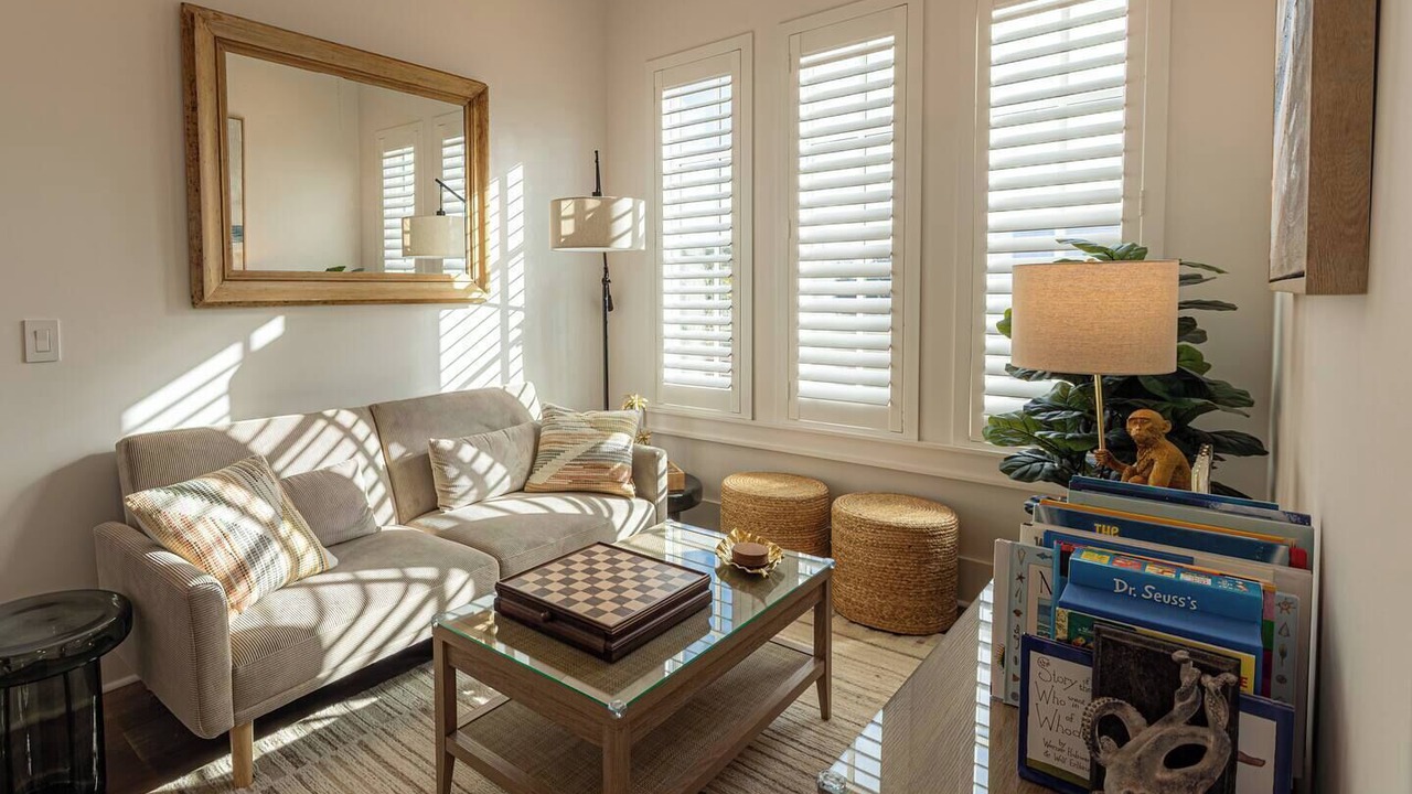 Photo of Livingroom in Riviera Beach