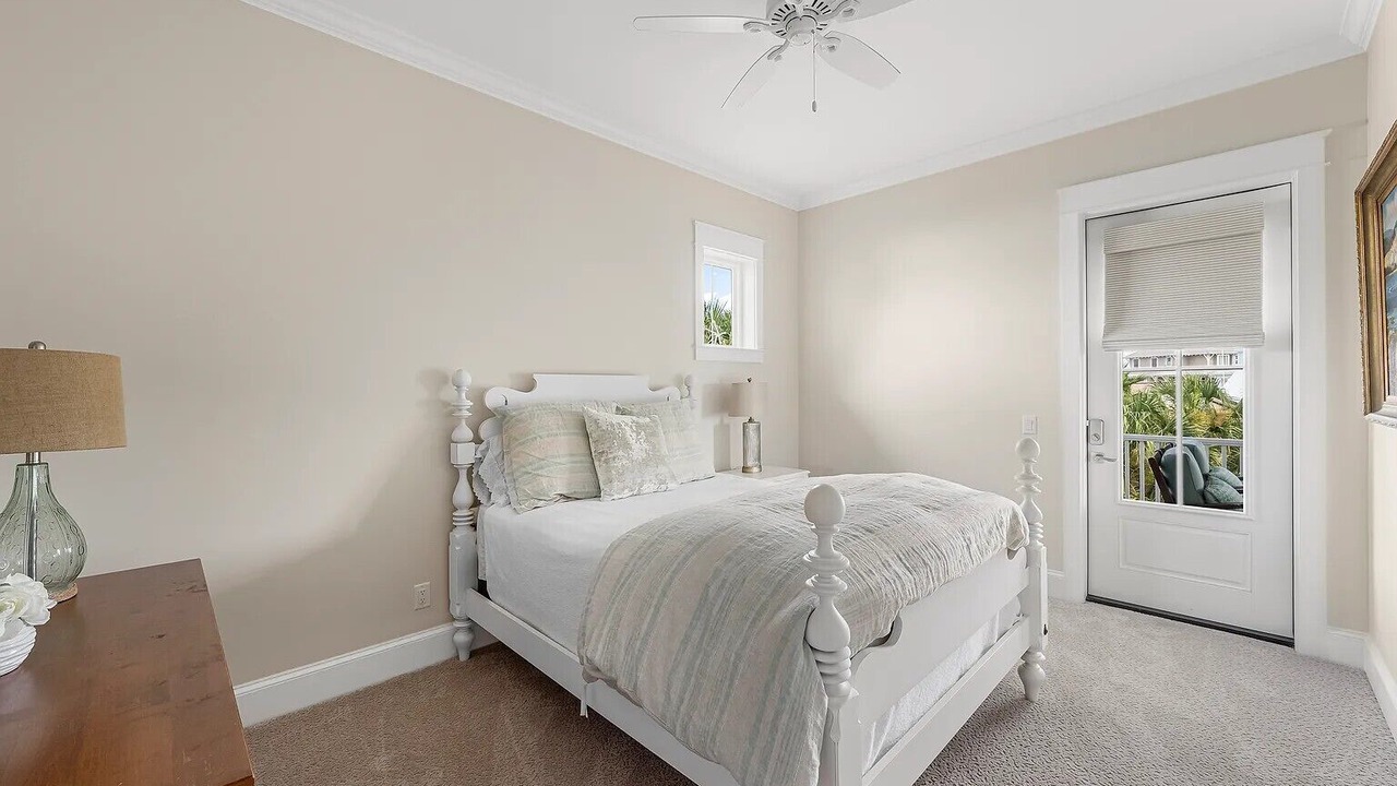 Photo of Bedroom in Gulf Vista