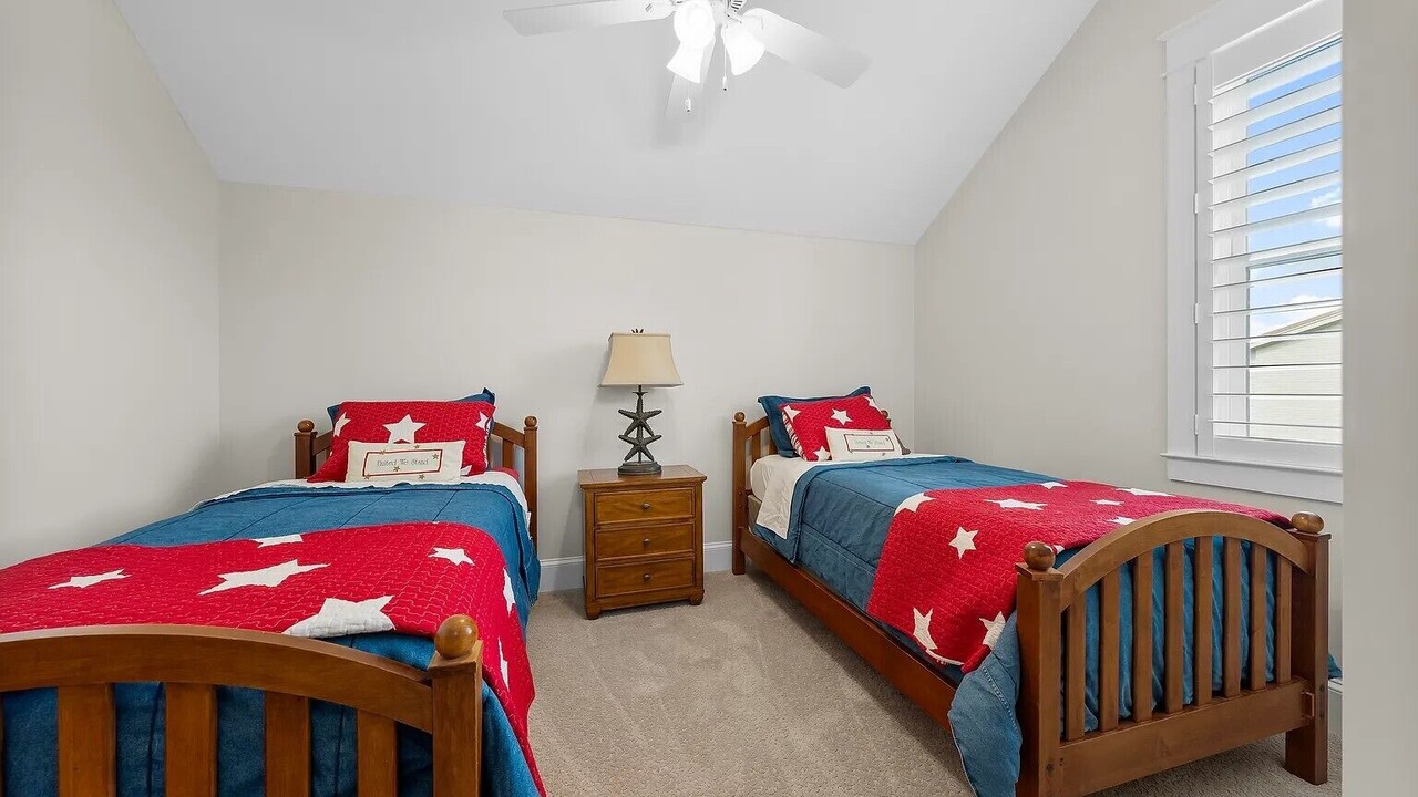 Photo of Bedroom in Gulf Vista