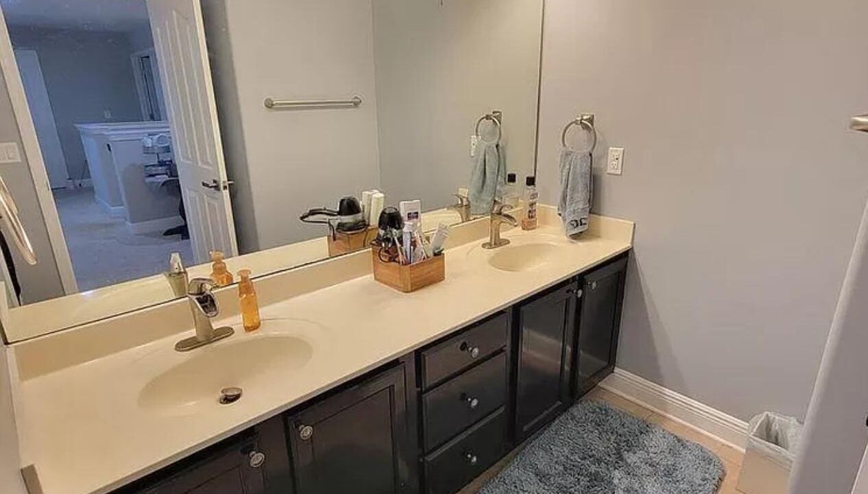 Photo of Bathroom in Mary Esther