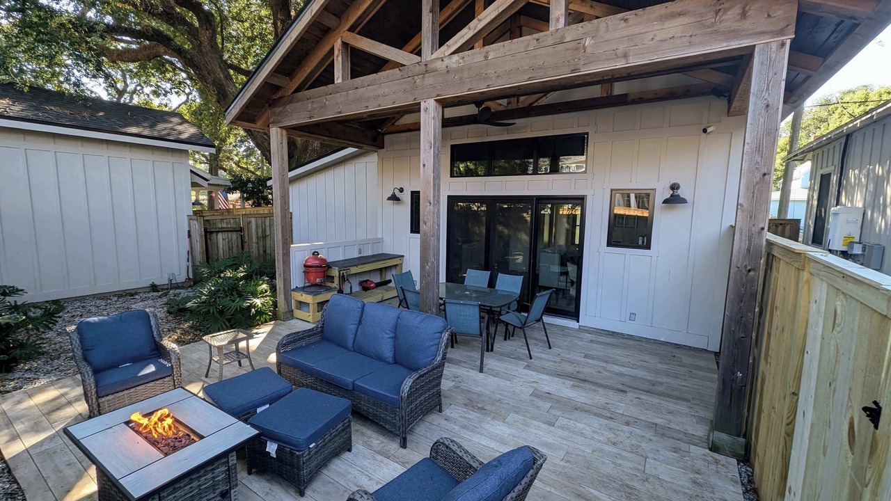 Photo of Outdoor in East Hill
