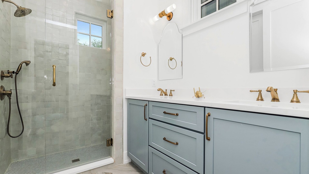Photo of Bathroom in Rosemary Beach