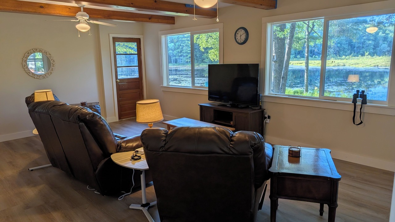 Photo of Livingroom in Fitzwilliam