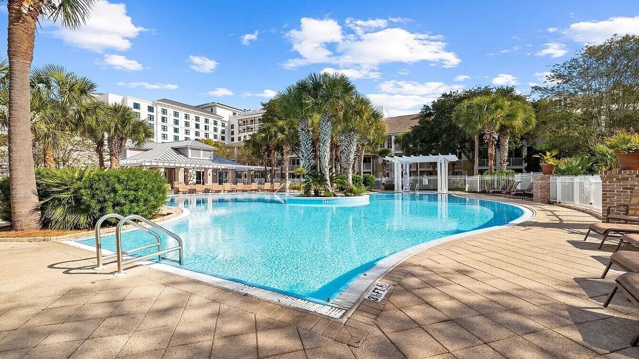 Photo of Outdoor in Baytowne Wharf