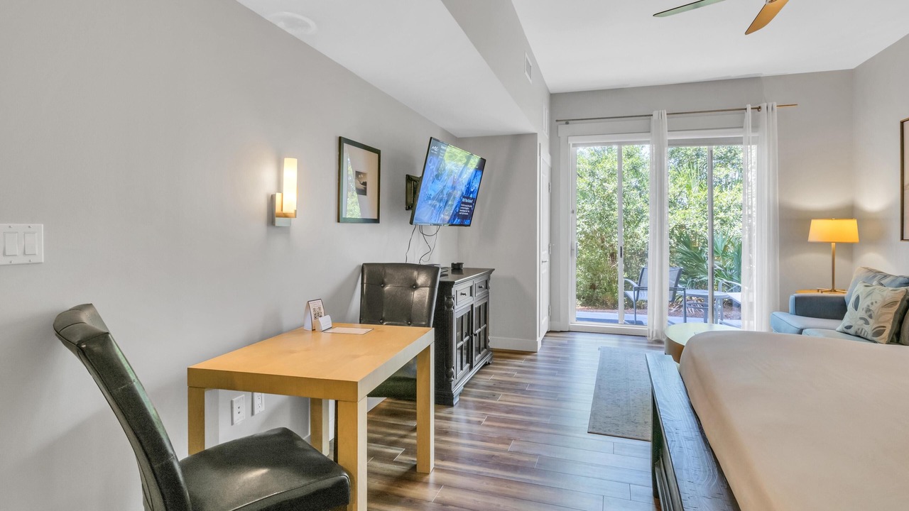 Photo of Bedroom in Baytowne Wharf