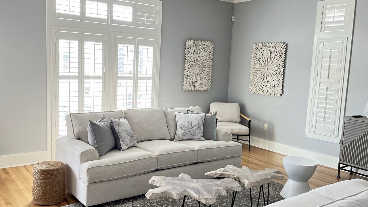 Photo of Livingroom in Village of Sugar Beach
