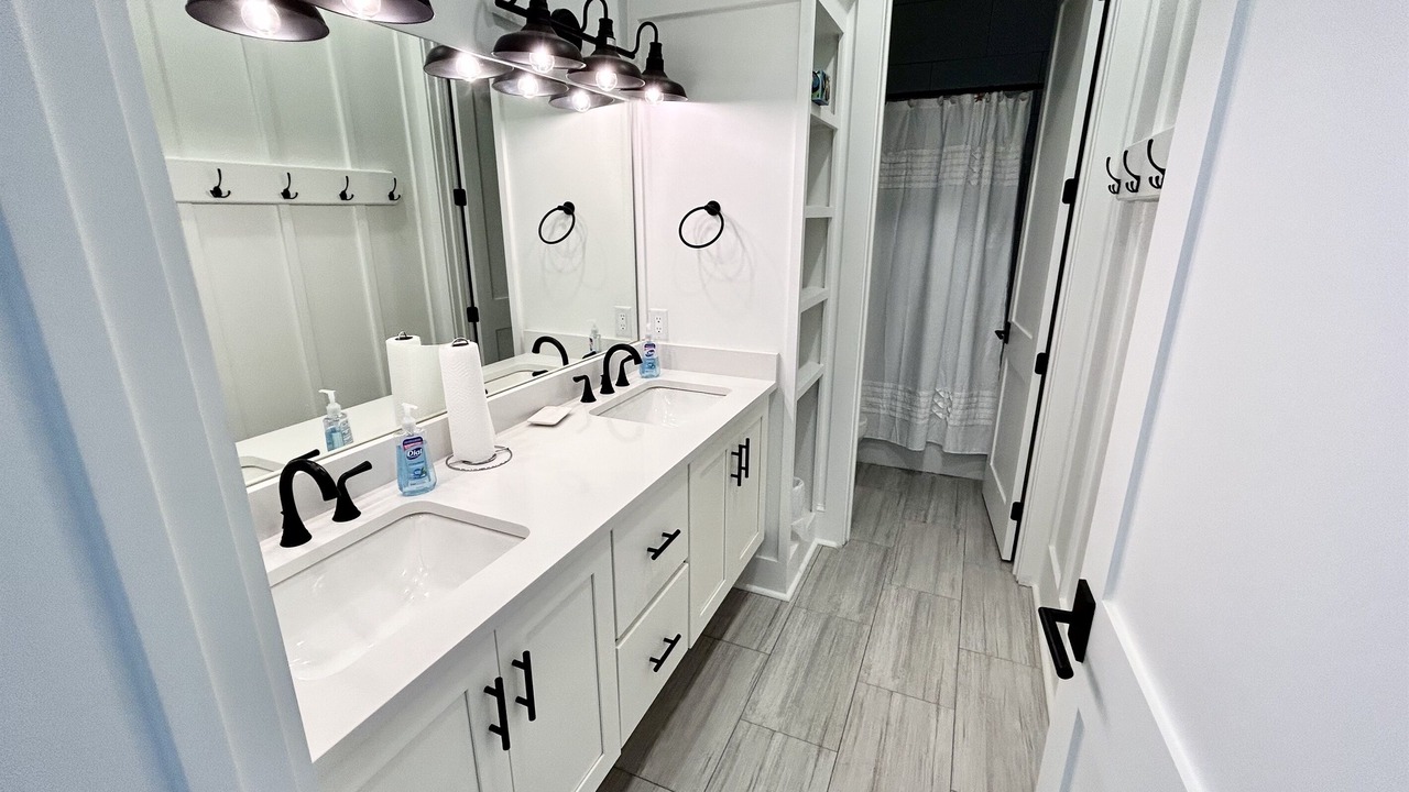Photo of Bathroom in Sunnyside