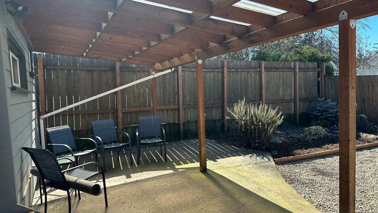 Photo of Patio Balcony in Oregon City