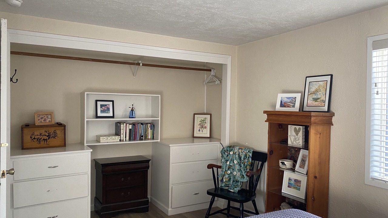 Photo of Bedroom in Eagle Point