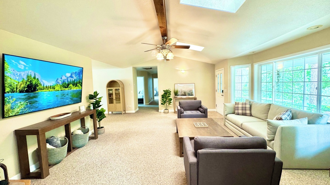 Photo of Bedroom in Oakhurst