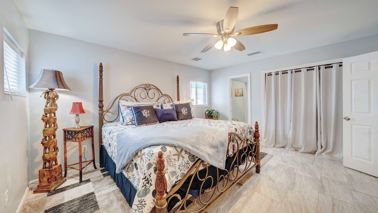 Photo of Others in Bel Air