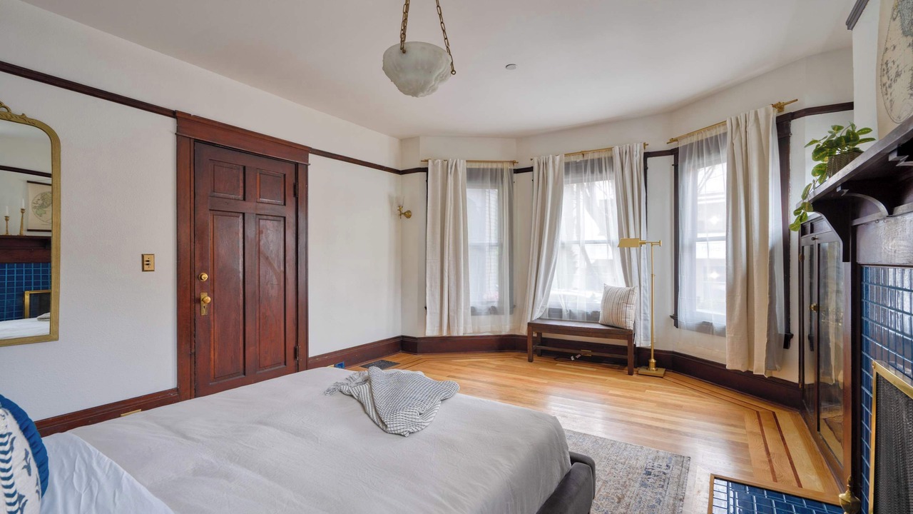 Photo of Bedroom in Alphabet Historic District