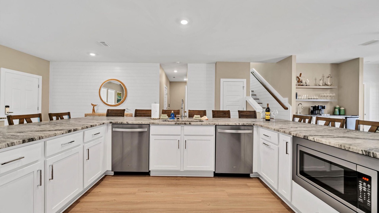 Photo of Kitchen in Laguna Beach Estates