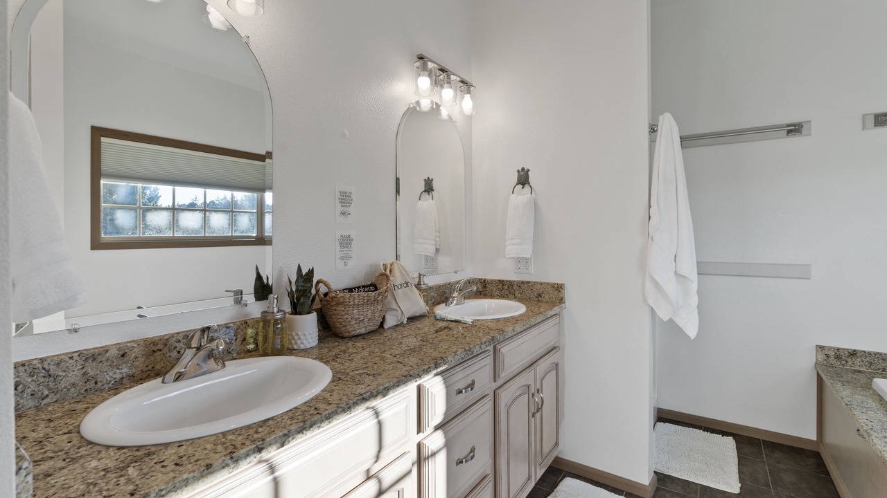 Photo of Bathroom in Bandon