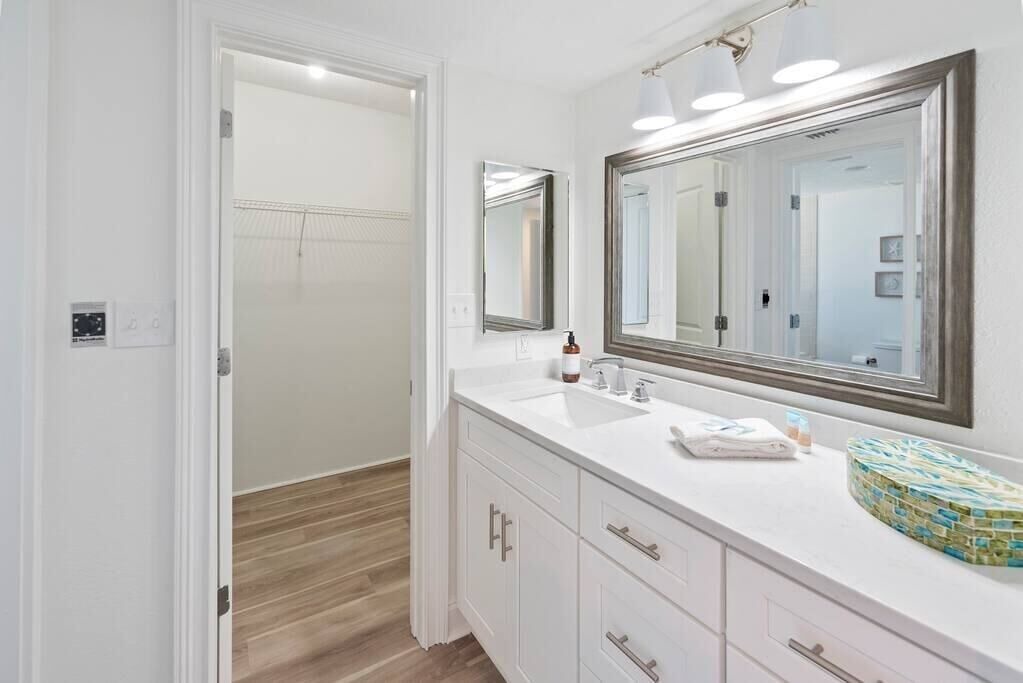 Photo of Bathroom in Ono Island