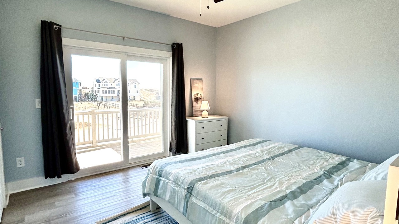 Photo of Bedroom in Carova Beach