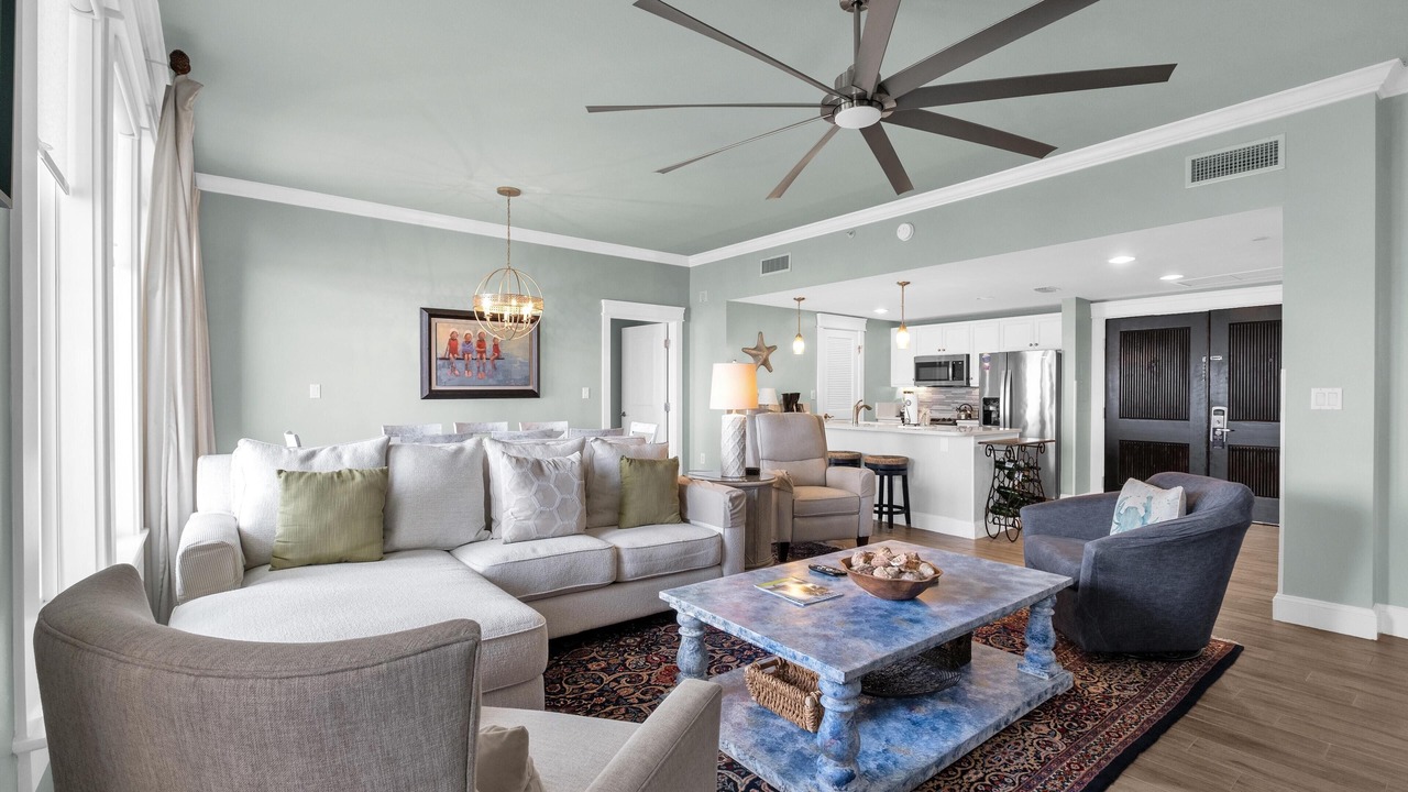 Photo of Livingroom in Baytowne Wharf
