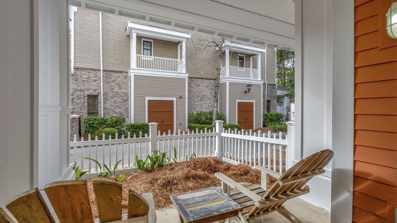 Photo of Patio Balcony in Baytowne Wharf