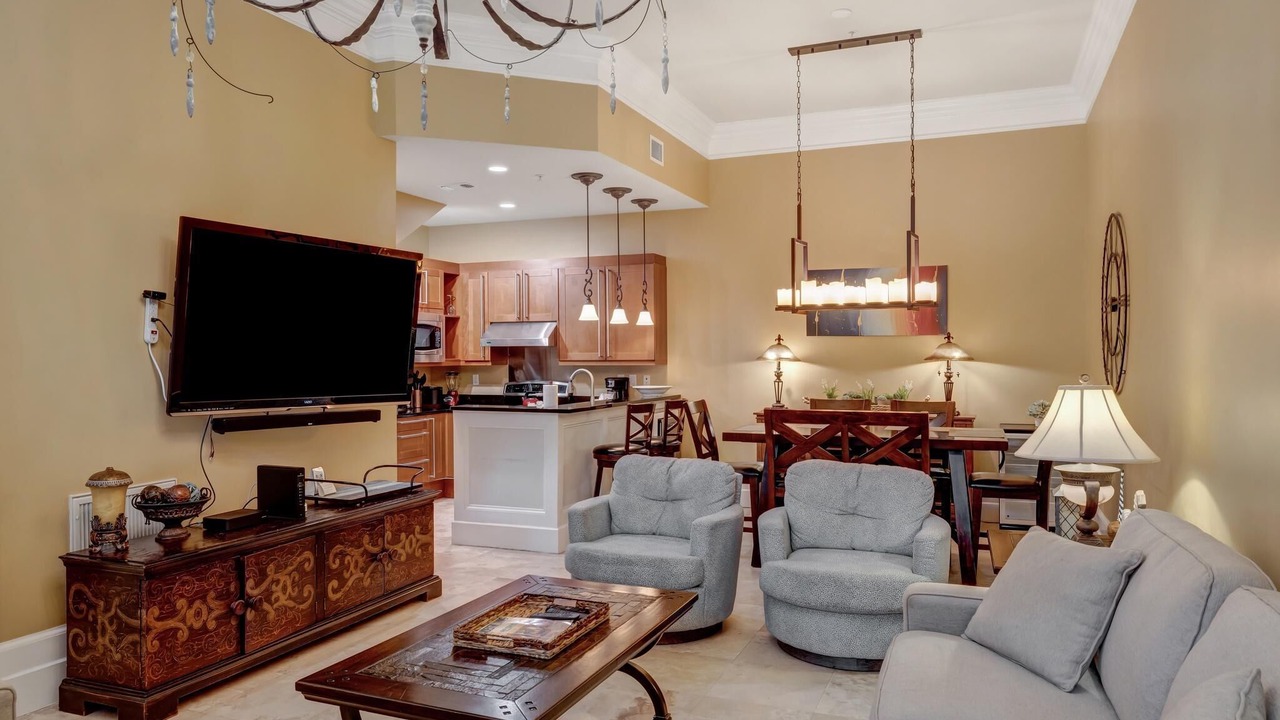 Photo of Livingroom in Baytowne Wharf
