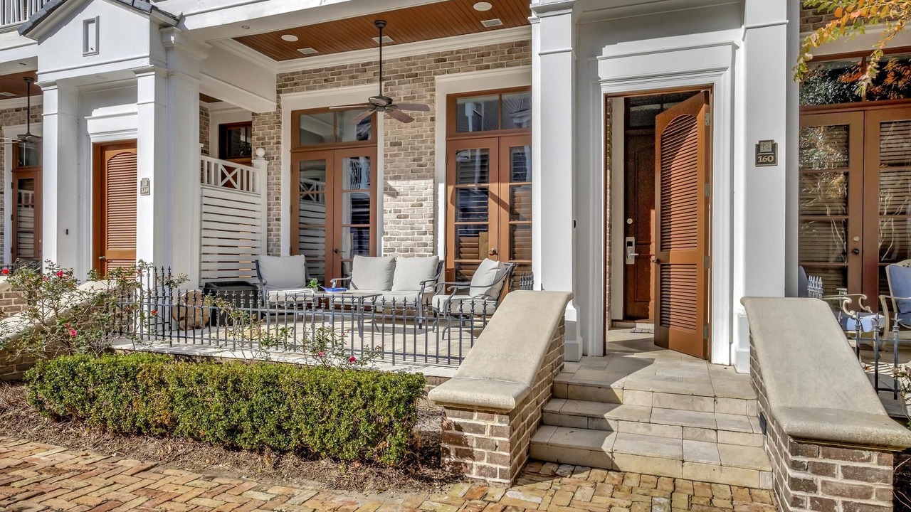 Photo of Outdoor in Baytowne Wharf