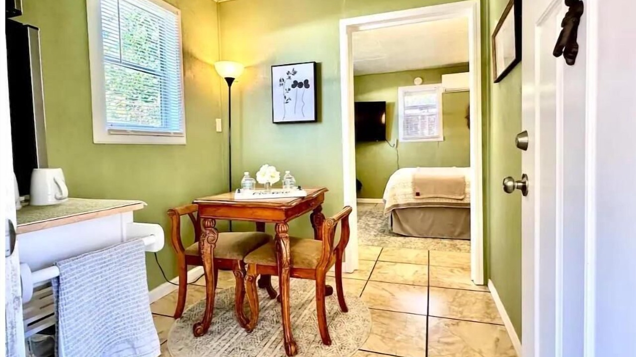 Photo of Bathroom in East Hill