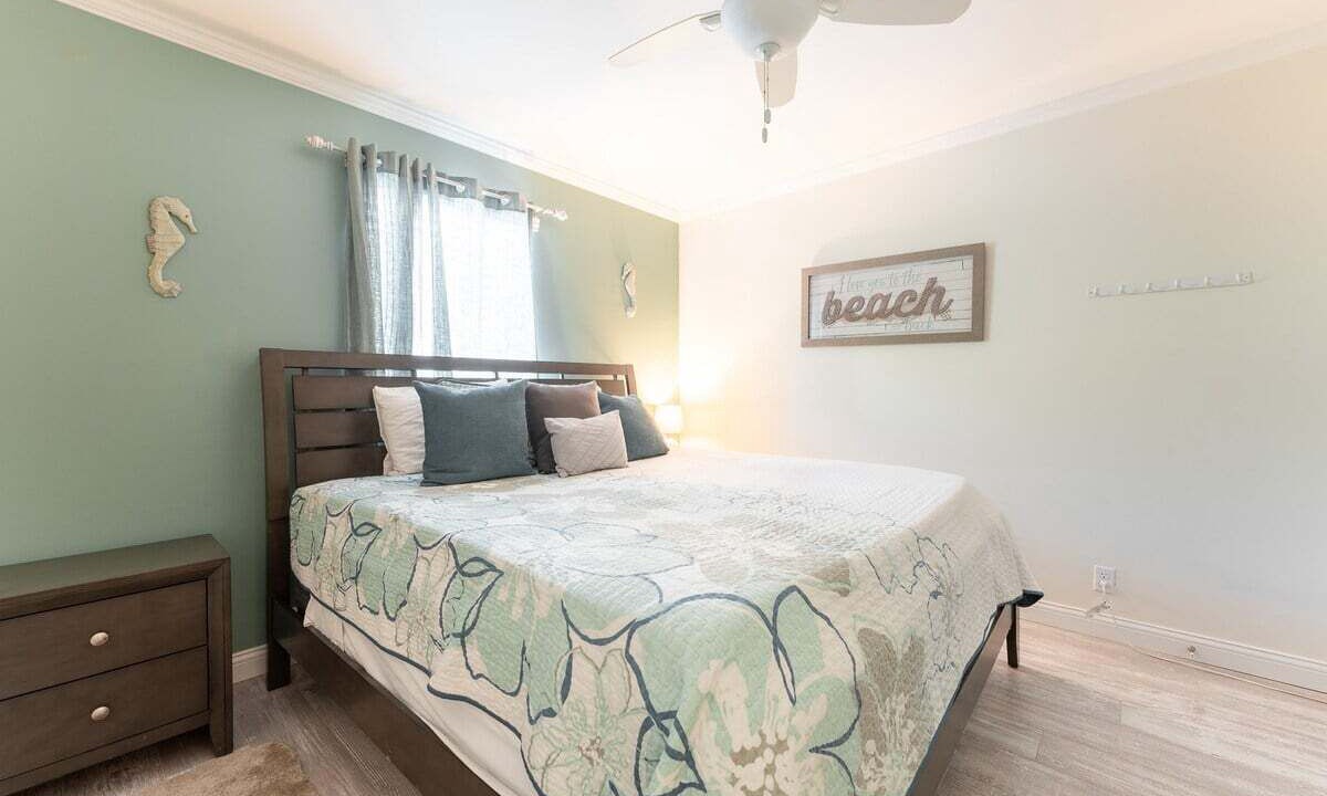 Photo of Bedroom in Demere Park