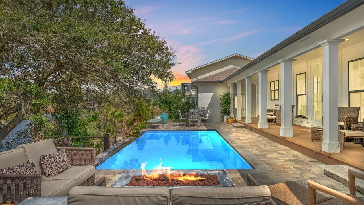 Photo of Outdoor in Fort Bay