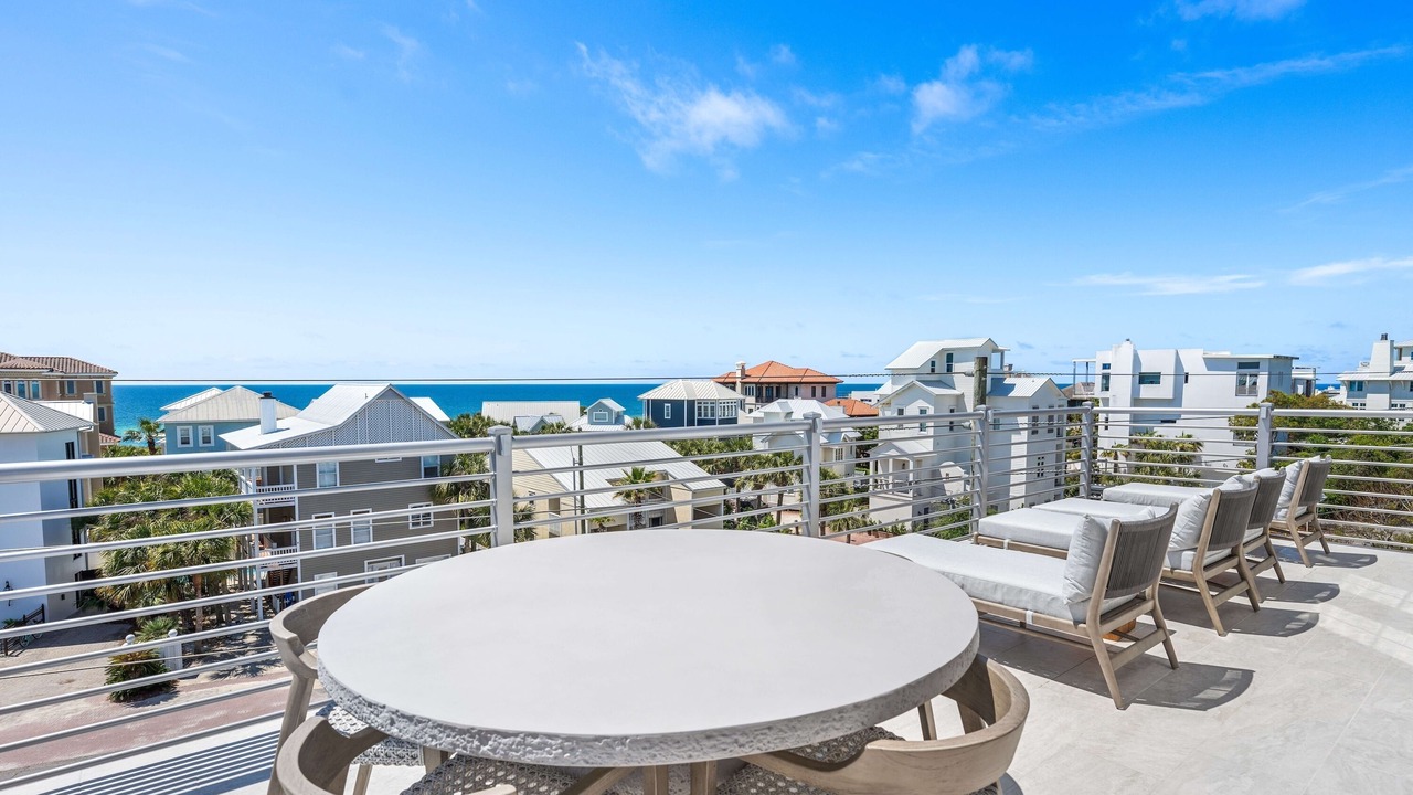 Photo of Patio Balcony in Seawalk Circle