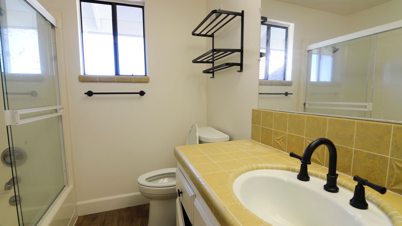 Photo of Bathroom in Apple Hill